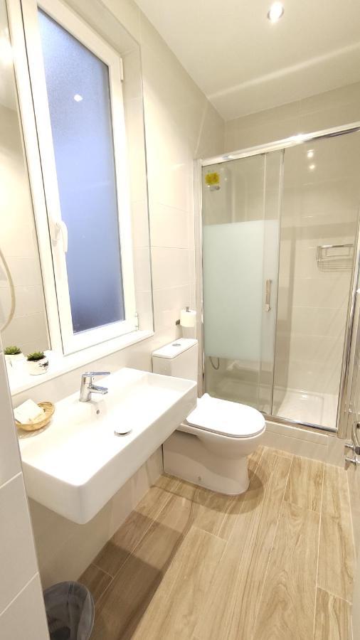 Hostal Aliste Madrid Exteriér fotografie