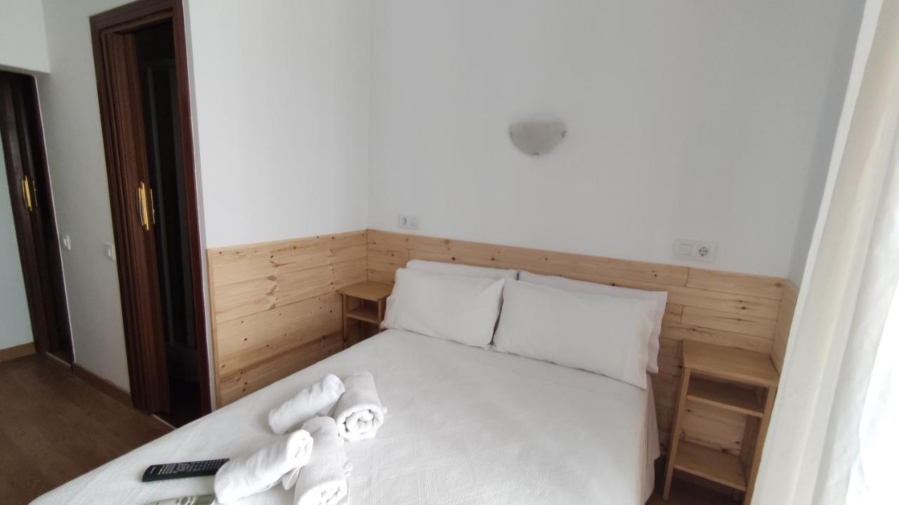 Hostal Aliste Madrid Exteriér fotografie