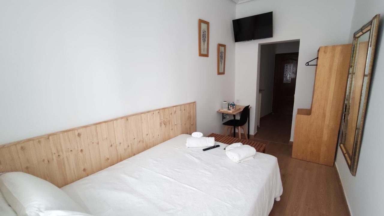 Hostal Aliste Madrid Exteriér fotografie