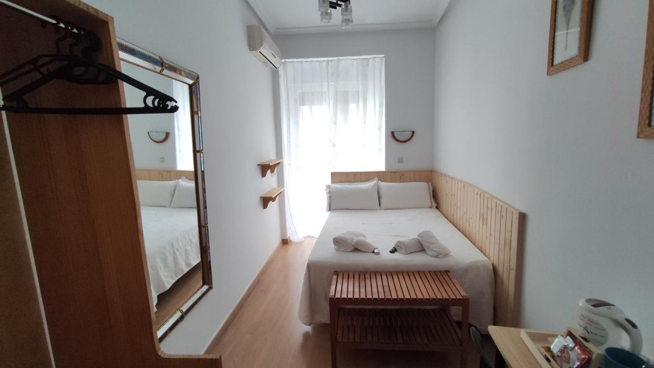 Hostal Aliste Madrid Exteriér fotografie