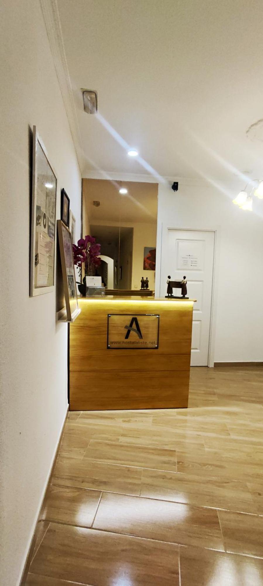 Hostal Aliste Madrid Exteriér fotografie