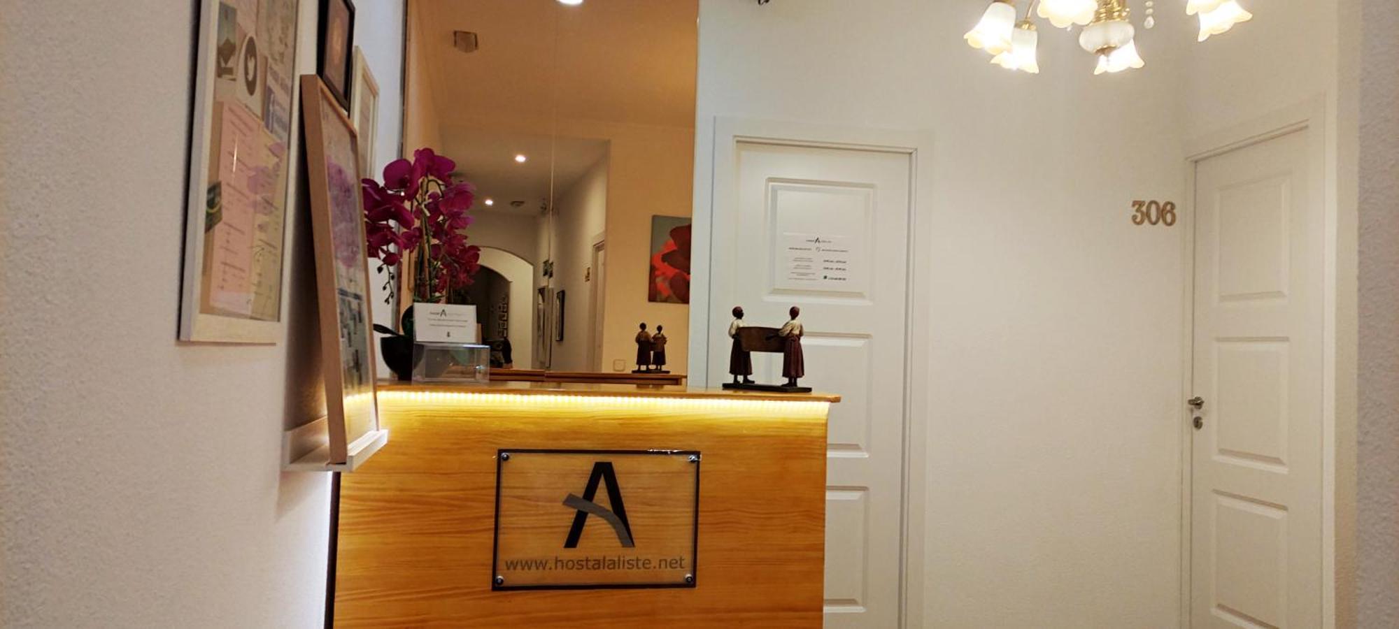 Hostal Aliste Madrid Exteriér fotografie