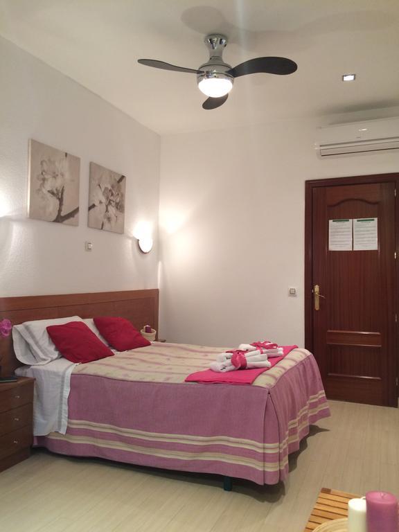 Hostal Aliste Madrid Exteriér fotografie