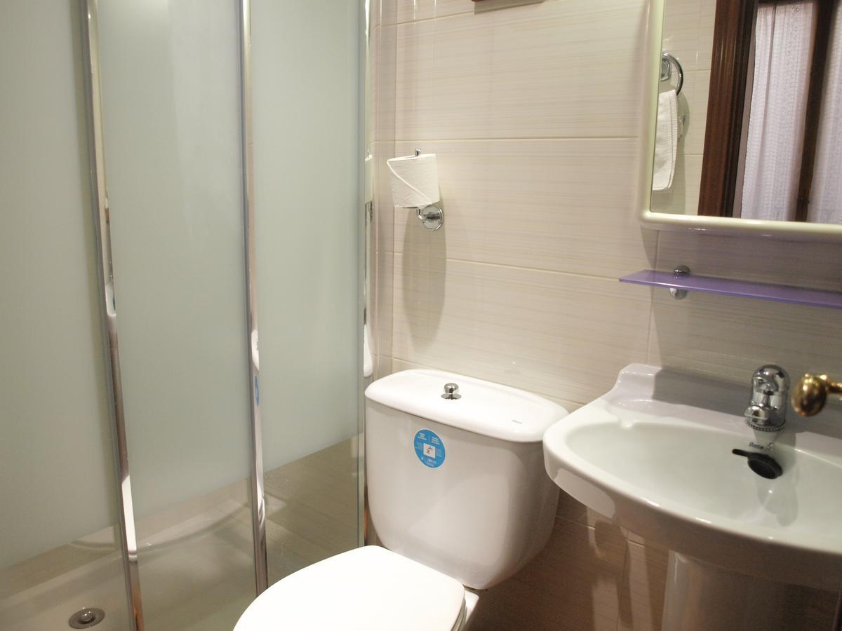 Hostal Aliste Madrid Exteriér fotografie